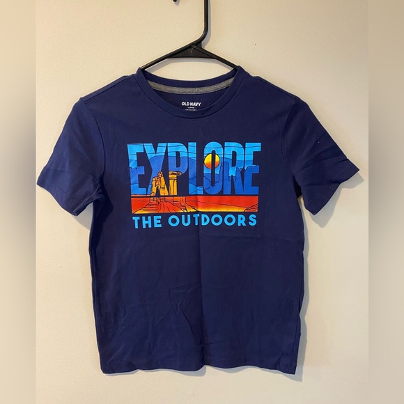Old Navy Boys tee shirt size 10-12 - Picture 1 of 2